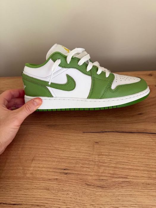 Кросівки Nike jordan