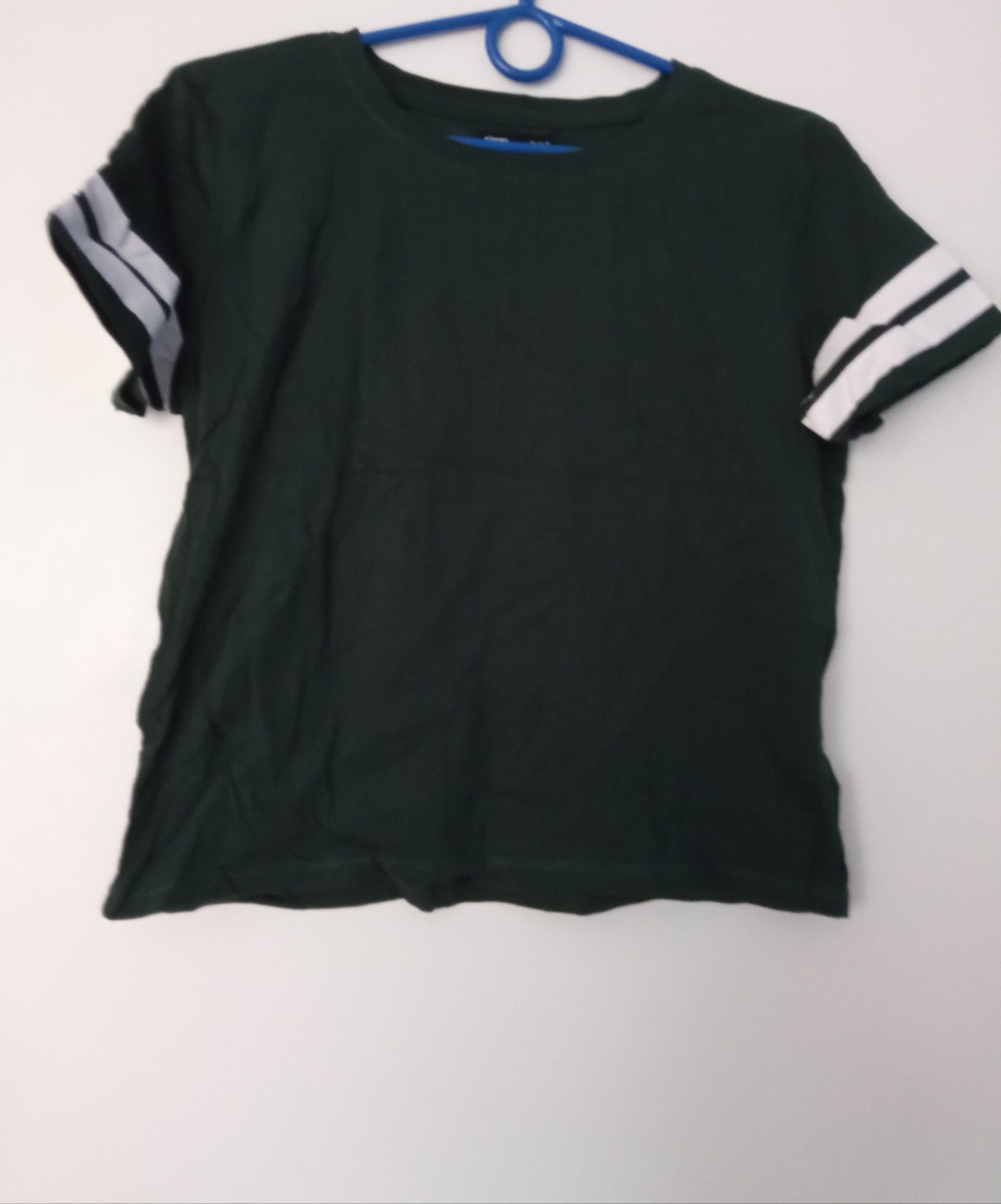 Nowy T-shirt damski (rozmiar S)-6zl