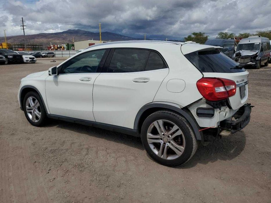 2016 Mercedes-Benz GLA 250