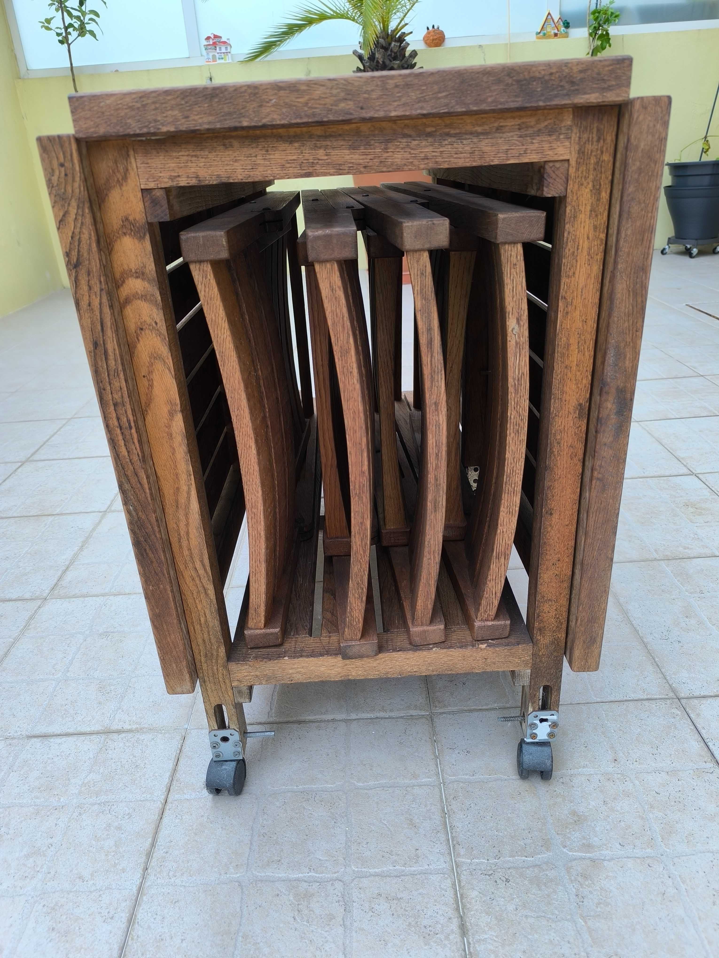 Conjunto de mesa e cadeiras de jardim/varanda