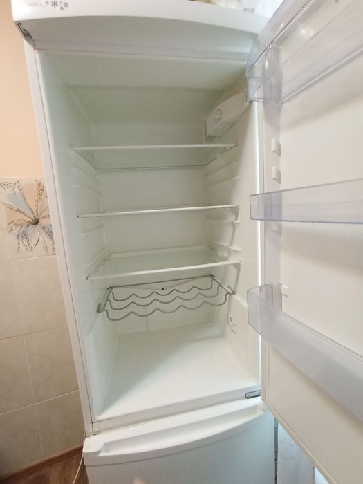 Холодильник zanussi 180х60 б/у