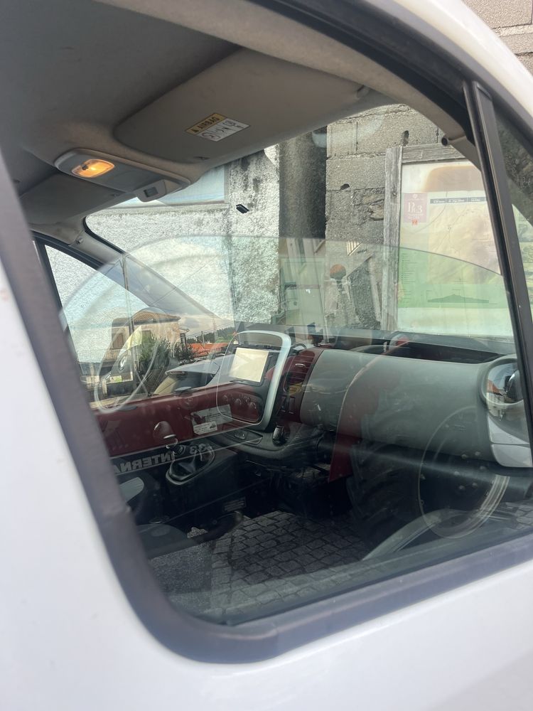 Carrinha Renault Trafic