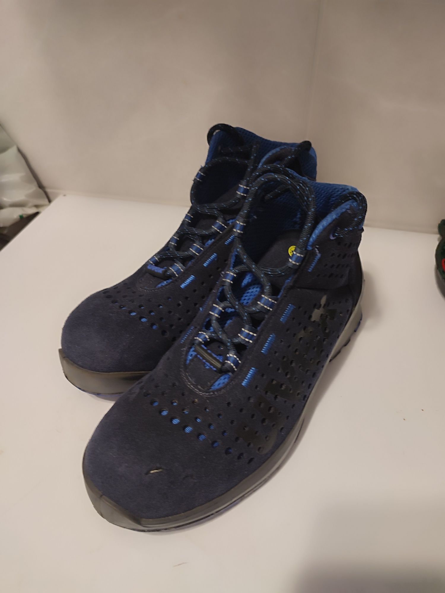 Buty robocze trzewiki Uvex 39