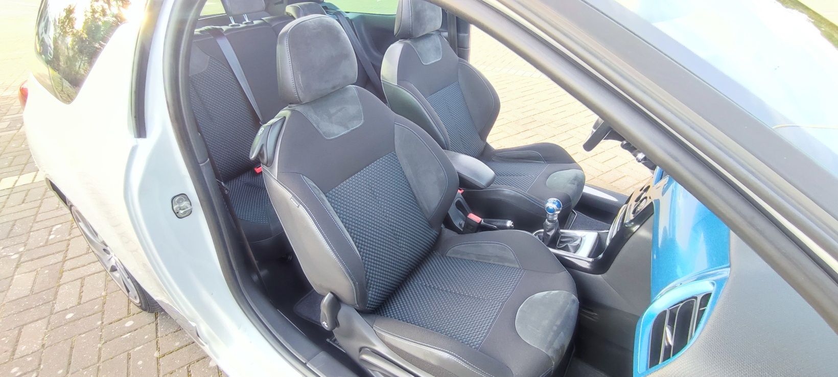 Citroen DS3 Cabrio Sportchic  188€ Mês Troco Garantia