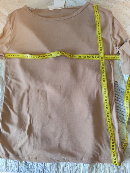 Базовий тоненький лонгслів бежевого кольору