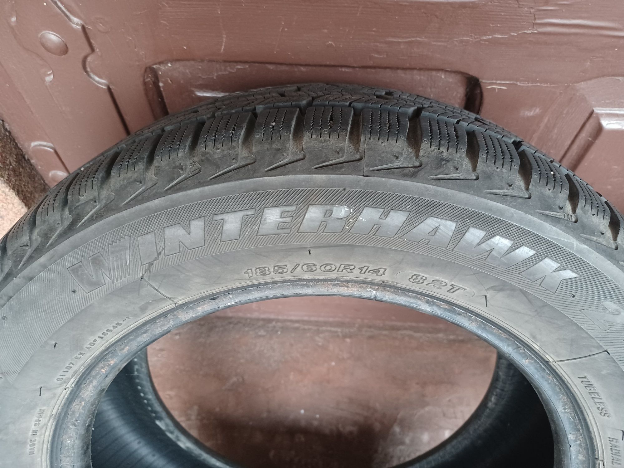 Opony Firestone Winterhawk zimowe 185/60R14