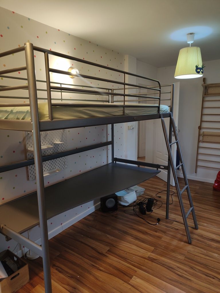 Łóżko piętrowe Ikea