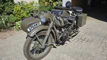 Motocykl M72 stylizowany na BMW R71, Replika BMW R71.