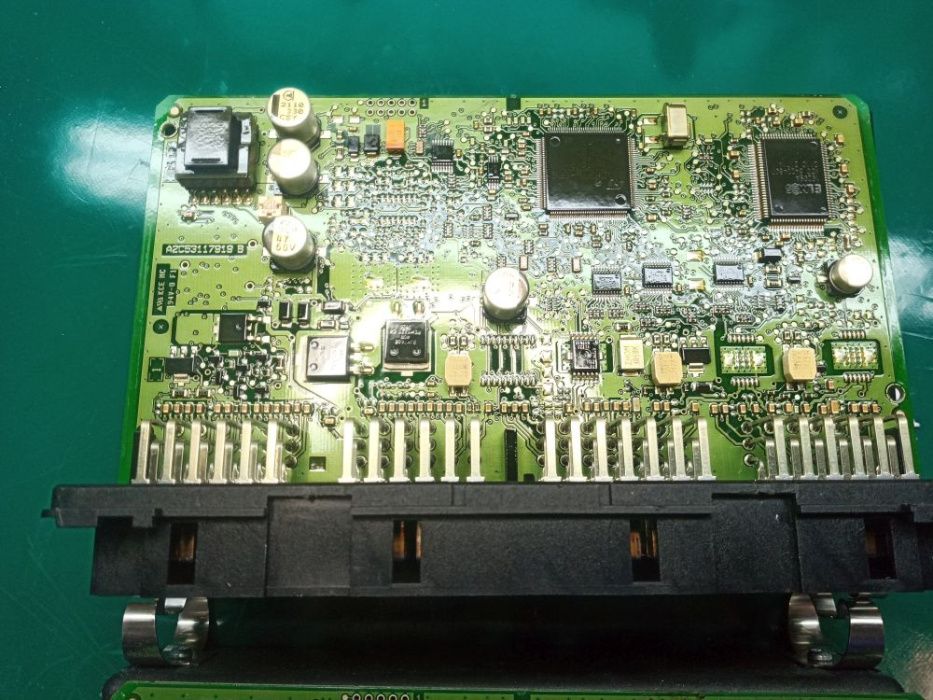 Naprawa sterownik elektroniczny wszystkie marki Mercedes VOLVO RENAULT