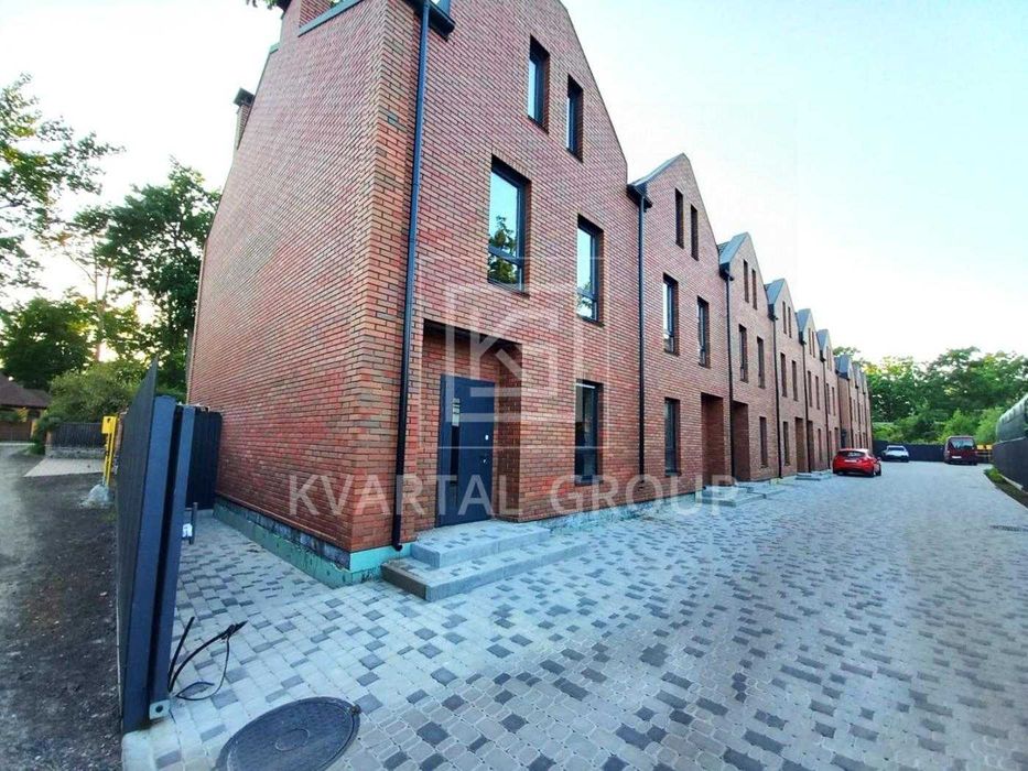 БЕЗ КОМІСІЇ! готовий ТаунХаус з документами в ТОП локація міста. ГАЗ