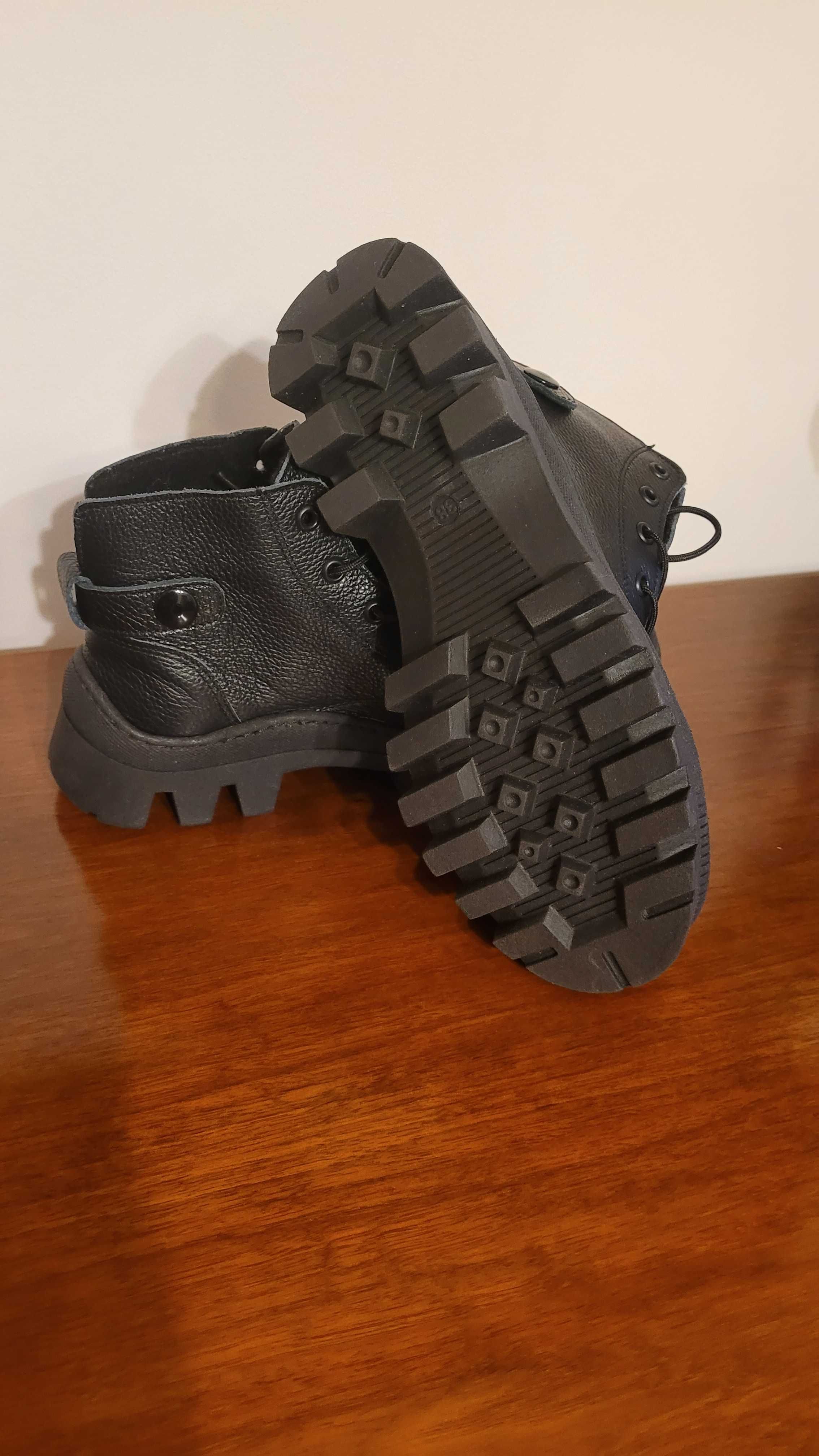Traperki RUSIN ALICANTE all black Skóra naturalna (NOWE)