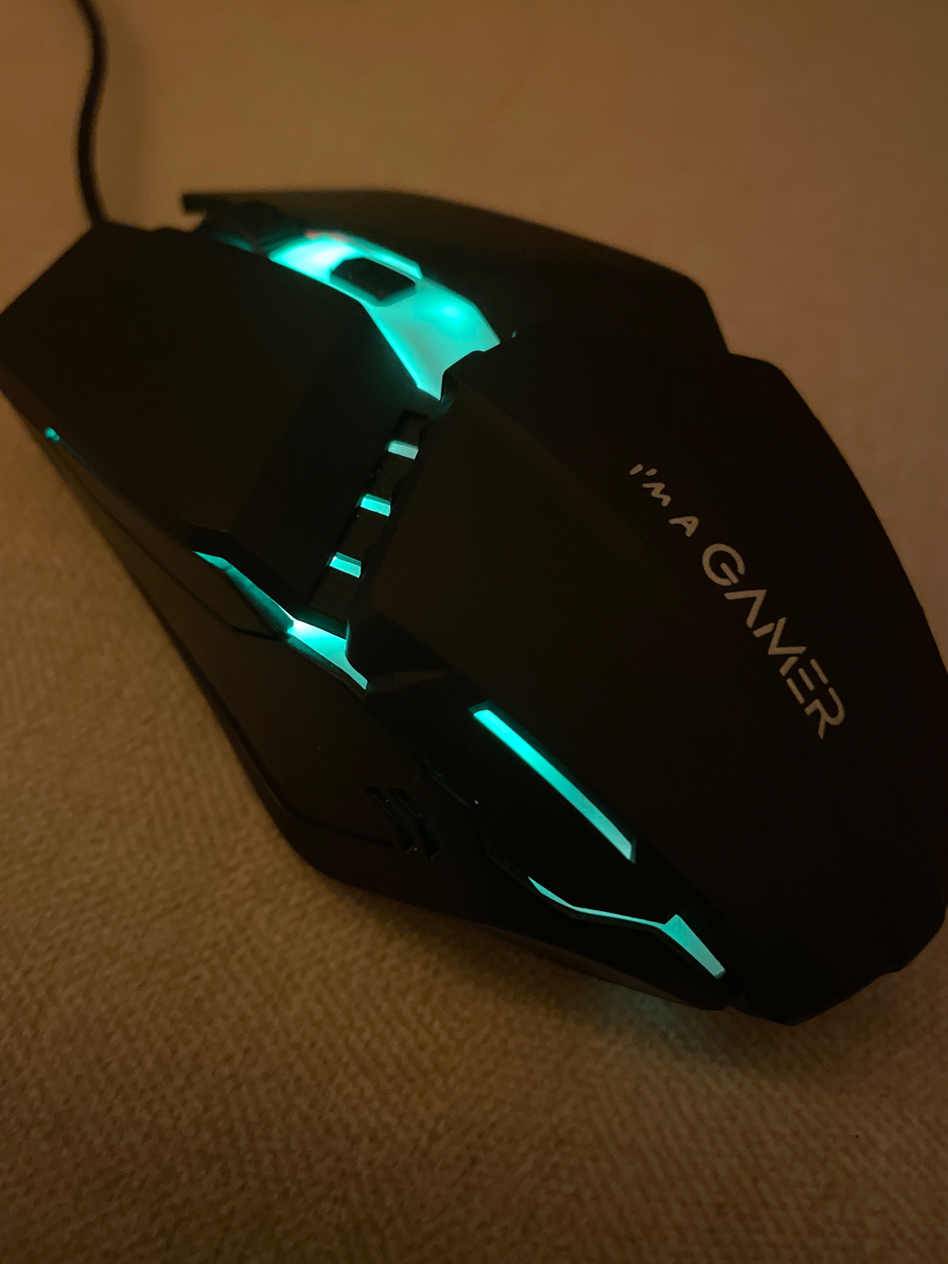 Vendo rato gamer com LEDS