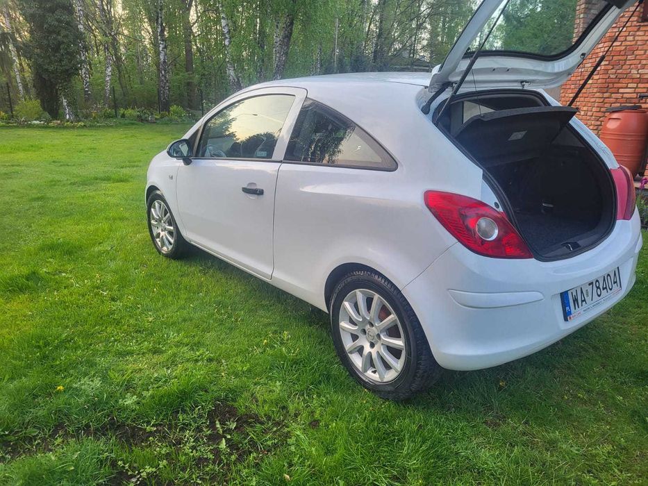 opel corsa D z kompletem kół zapasowych