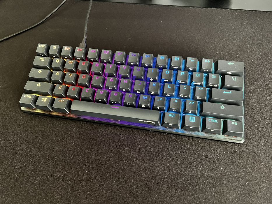 HyperX Alloy origins 60 US Red switches
