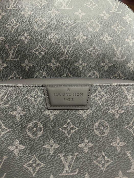Рюкзак мужская LV, как новый