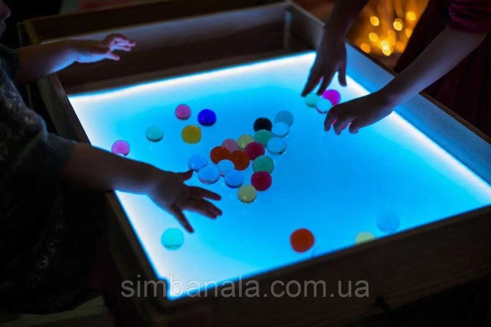 Дитячий світловий столик-пісочниця для малювання піском та ін. занять