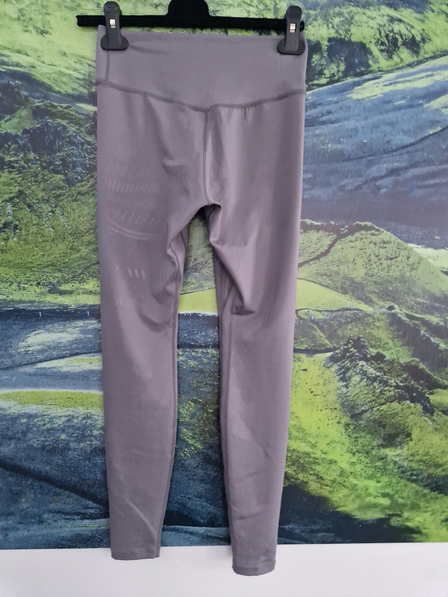 Sportowe legginsy damskie firmy Nike