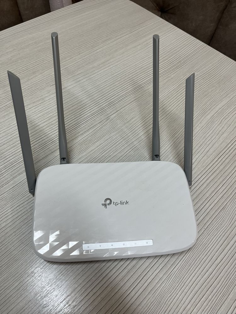 Роутер TP LINK отличное состояние
