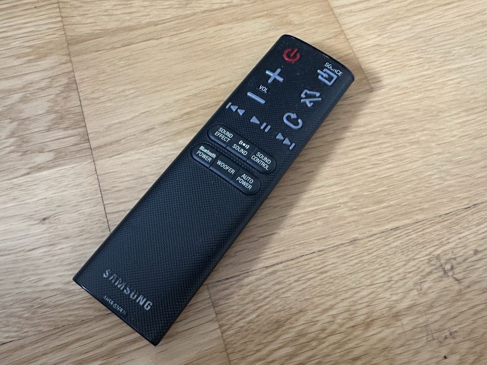 Soundbar Samsung HW-J550