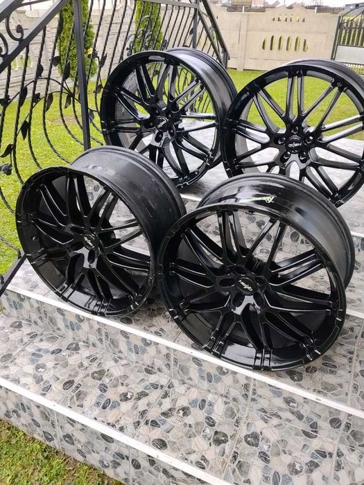 Диски в хорошем состоянии привезени из Европы разболтовка 5,112 R22