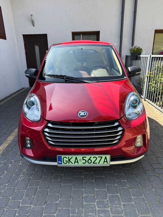 Zhidou D2S
20KM, elektryczny, homologacja L7e -prawo jazdy kat. B1