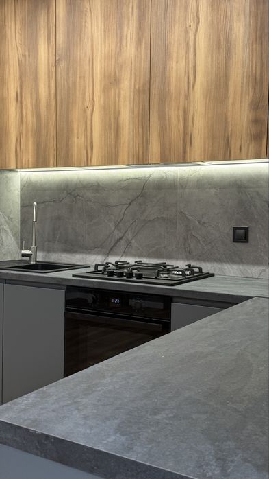 Євродвушка з новим ремонтом! Хороша локація