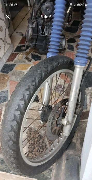 Yamaha XT 350 p/restauro ou peças