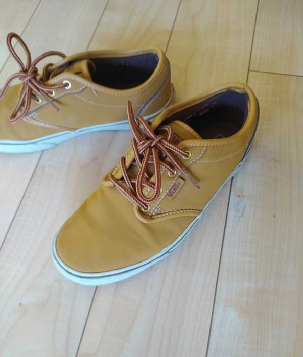 Sapatilhas Vans Atwood couro