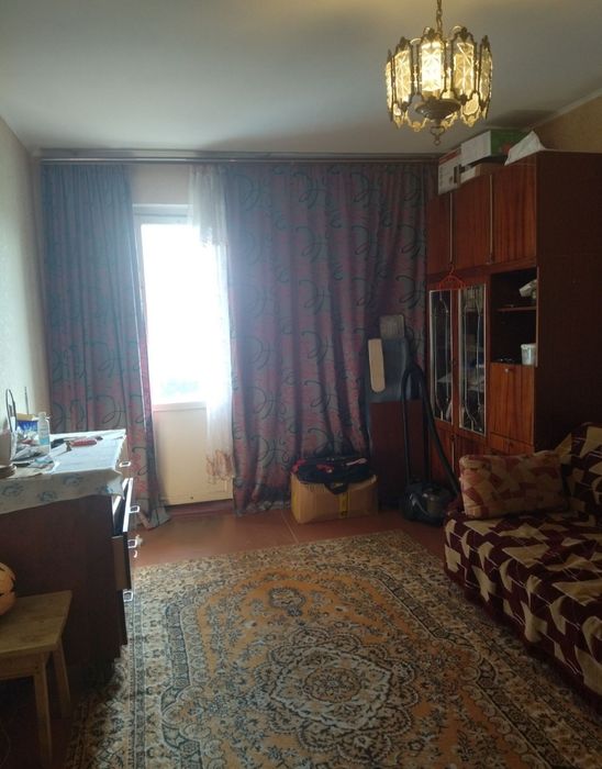 Сдам двухкомнатную квартиру р-н рынок Нива