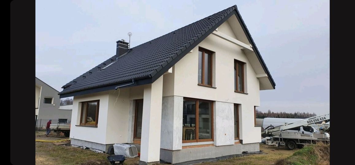 Budowa domów Elewacje ocieplenia dachy zabudowa poddaszy GK remonty