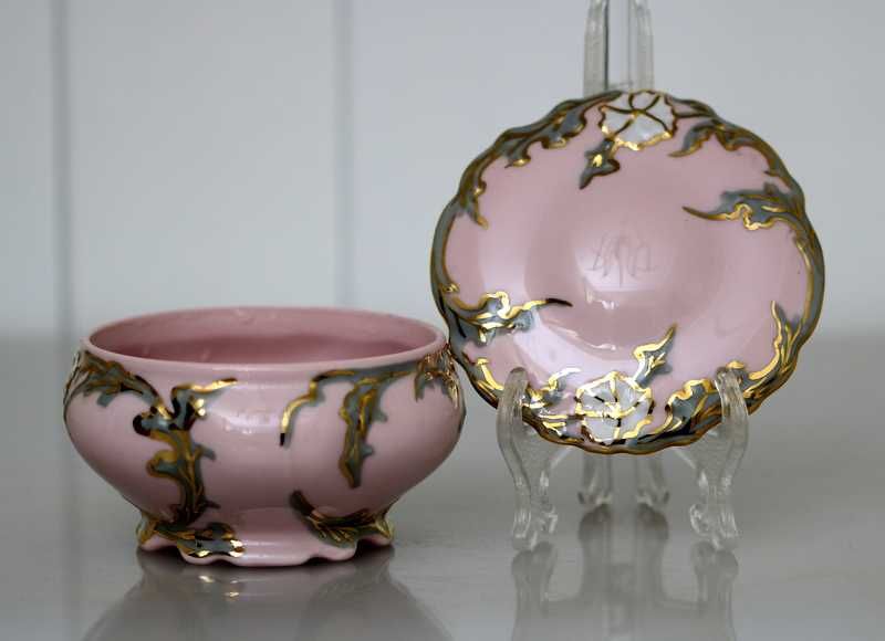 Secesyjna szkatułka Różowa porcelana H&C Chodov lata 70-te Bohemia