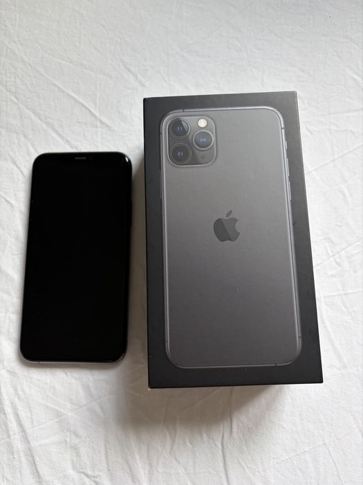 Sprzedam Iphone 11 Pro 64GB Space Gray z etui szklo