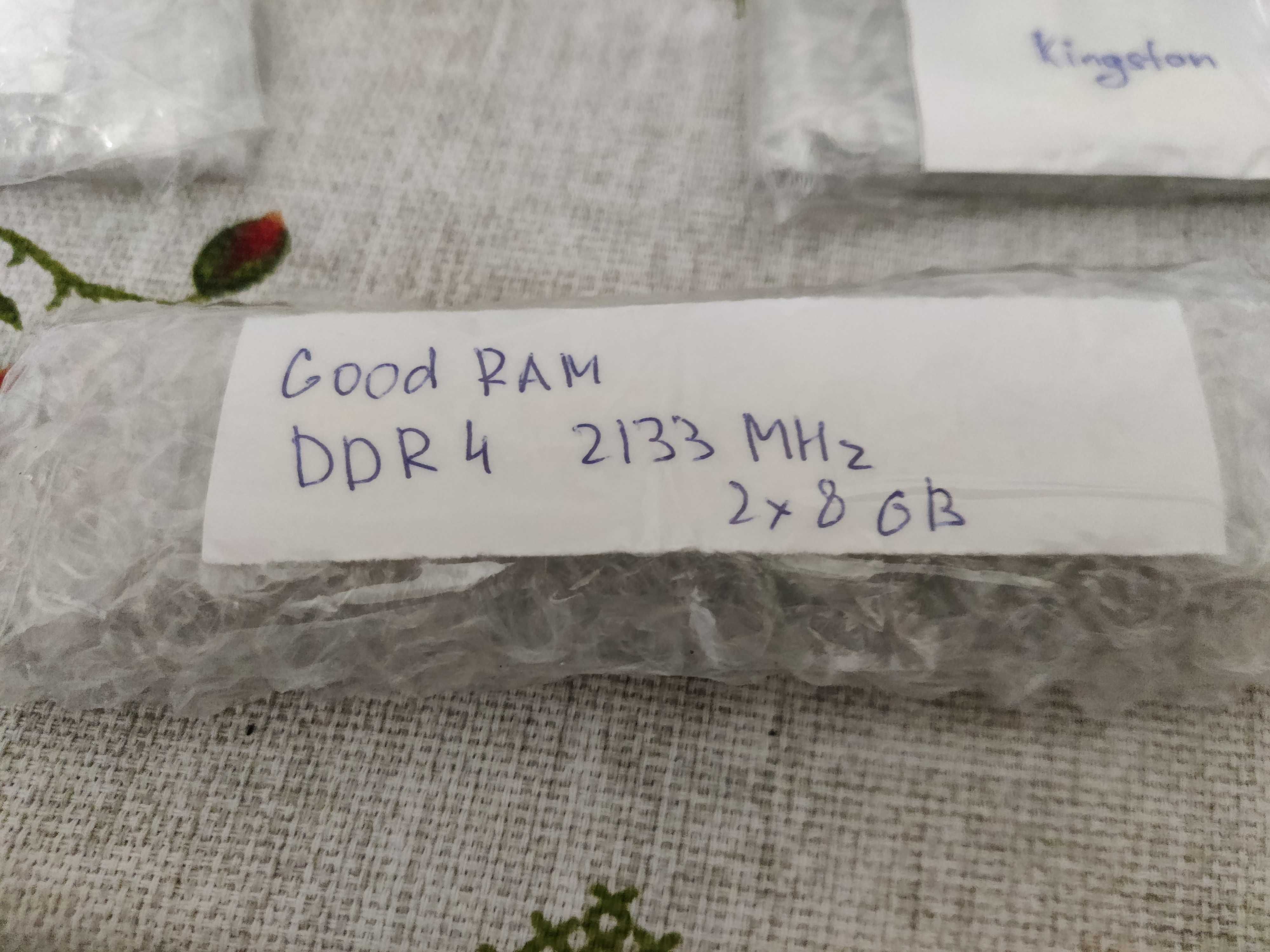 RAM Пам'ять Kingston KVR16N11S8/4 Good Ram GR2400D464L17S/4G