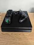 Ps4 Slim 1TB + pad, ładowarka, 4 gry