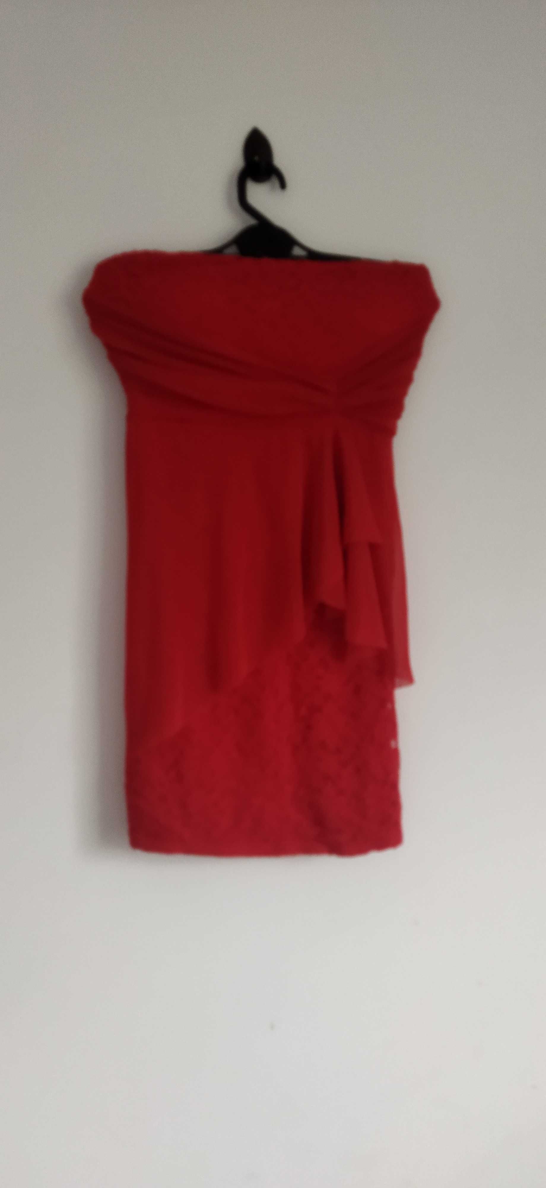 Czerwona, zwiewna, asymetryczna sukienka rozmiar s
