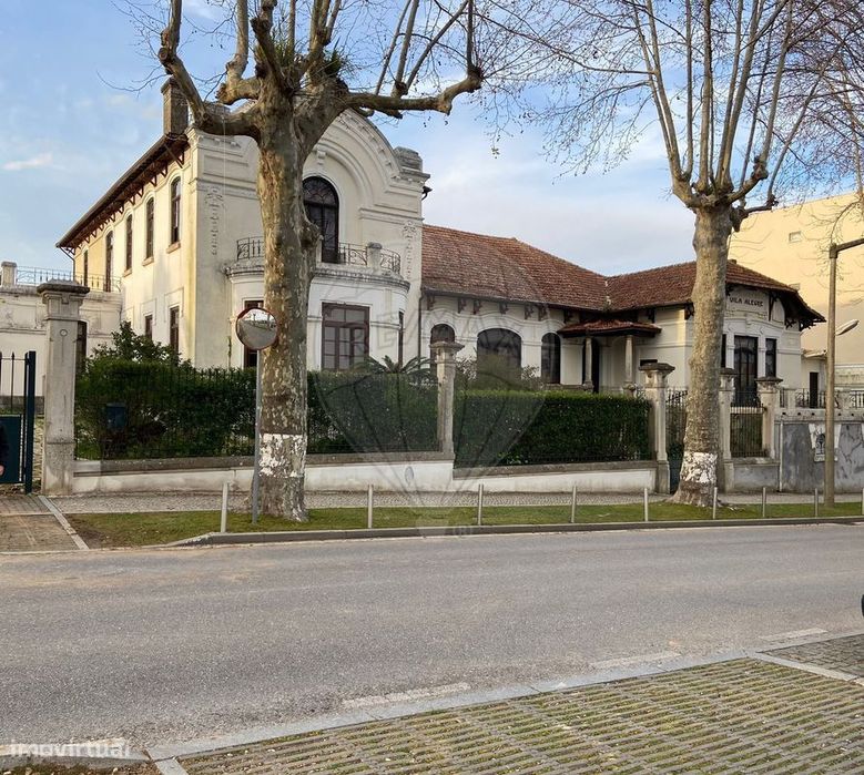 Palacete T7 para venda