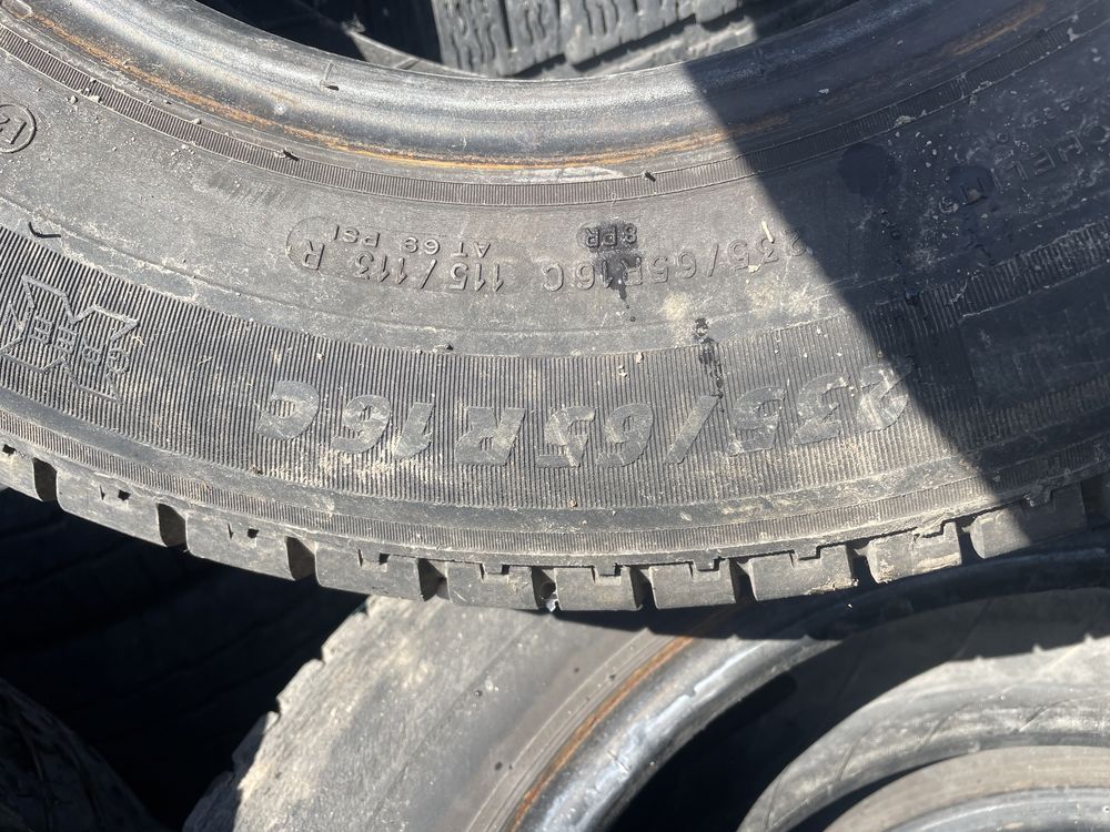 Резина шини літо 235 65 R16C Michelin Agilis