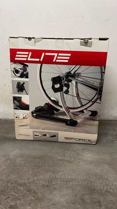 rolo de treino , para casa , bici