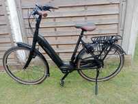 Rower elektryczny Gazella GRENOBLE C8.Super Stan.