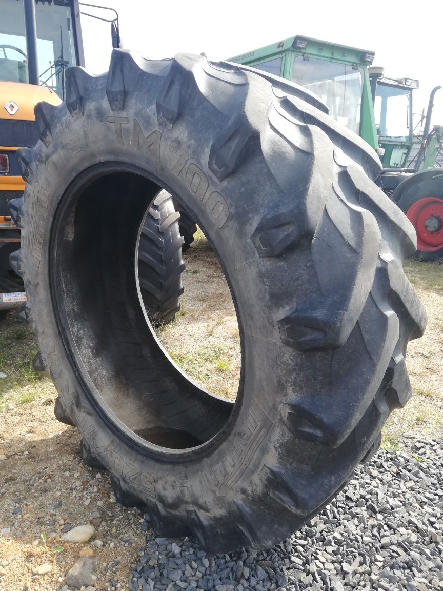 Opona 520/70r38 Pirelli TM 700