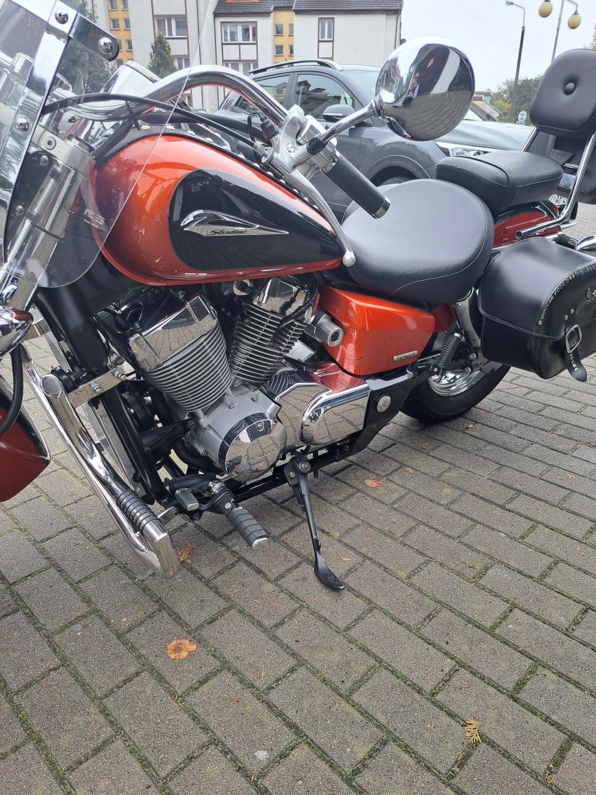 Honda shadow 750