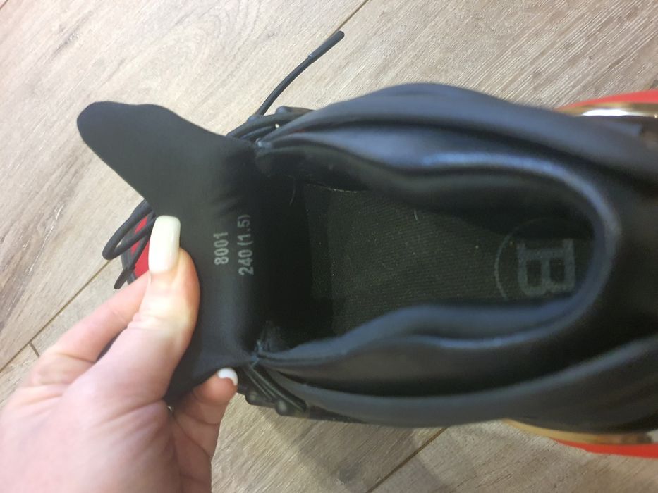 Кросівки унісекс 24 см устілка