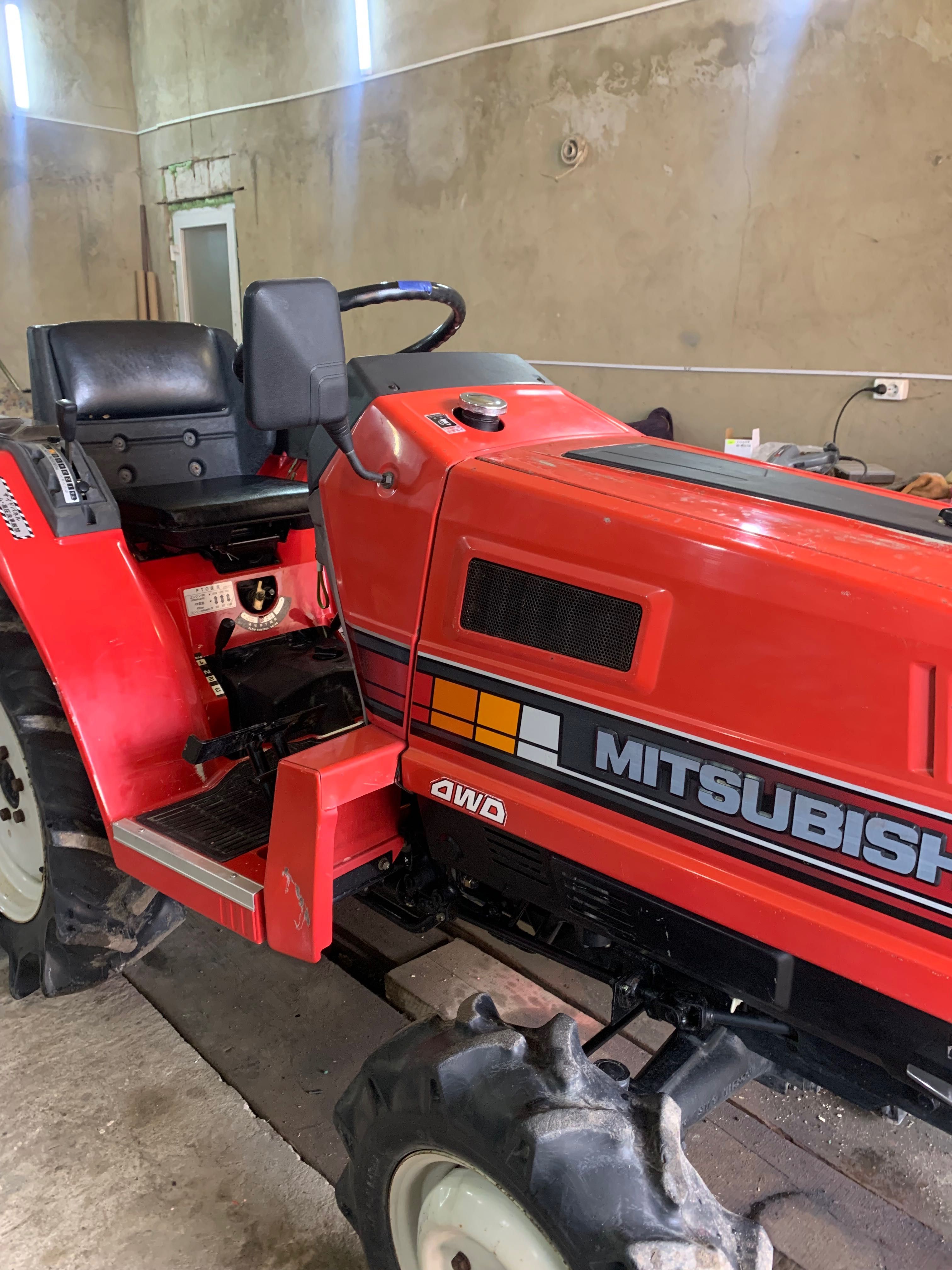Мінітрактор MITSUBISHI MT 15