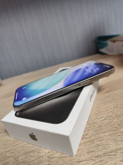 iPhone 15 Pro Max Natural Titanium 256GB Neverlock