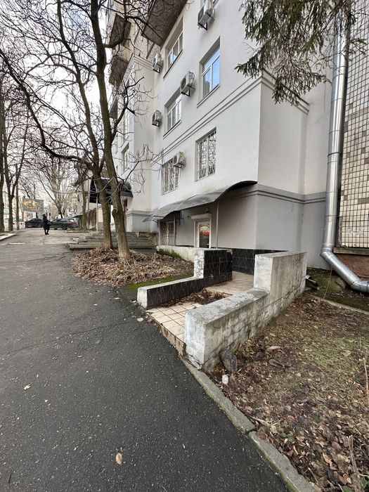 Здам Центр 90м2 червона лінія вул.Шевченко