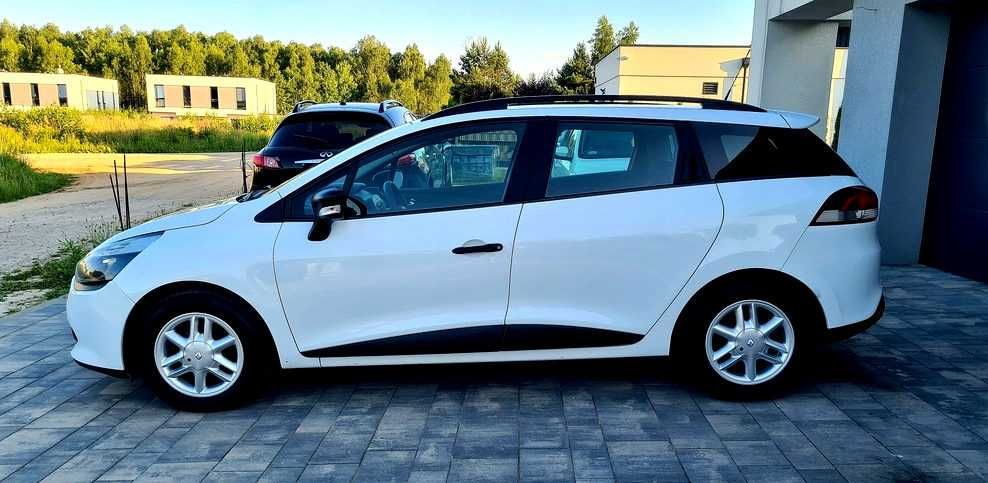 Wynajem Kombi Audi A6 - Reanult Clio Kombi - Wypożyczalnia Samochodów