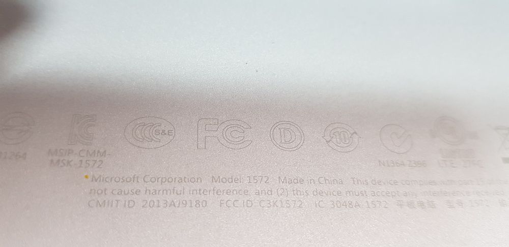 Ноутбук Microsoft Surface "1572"