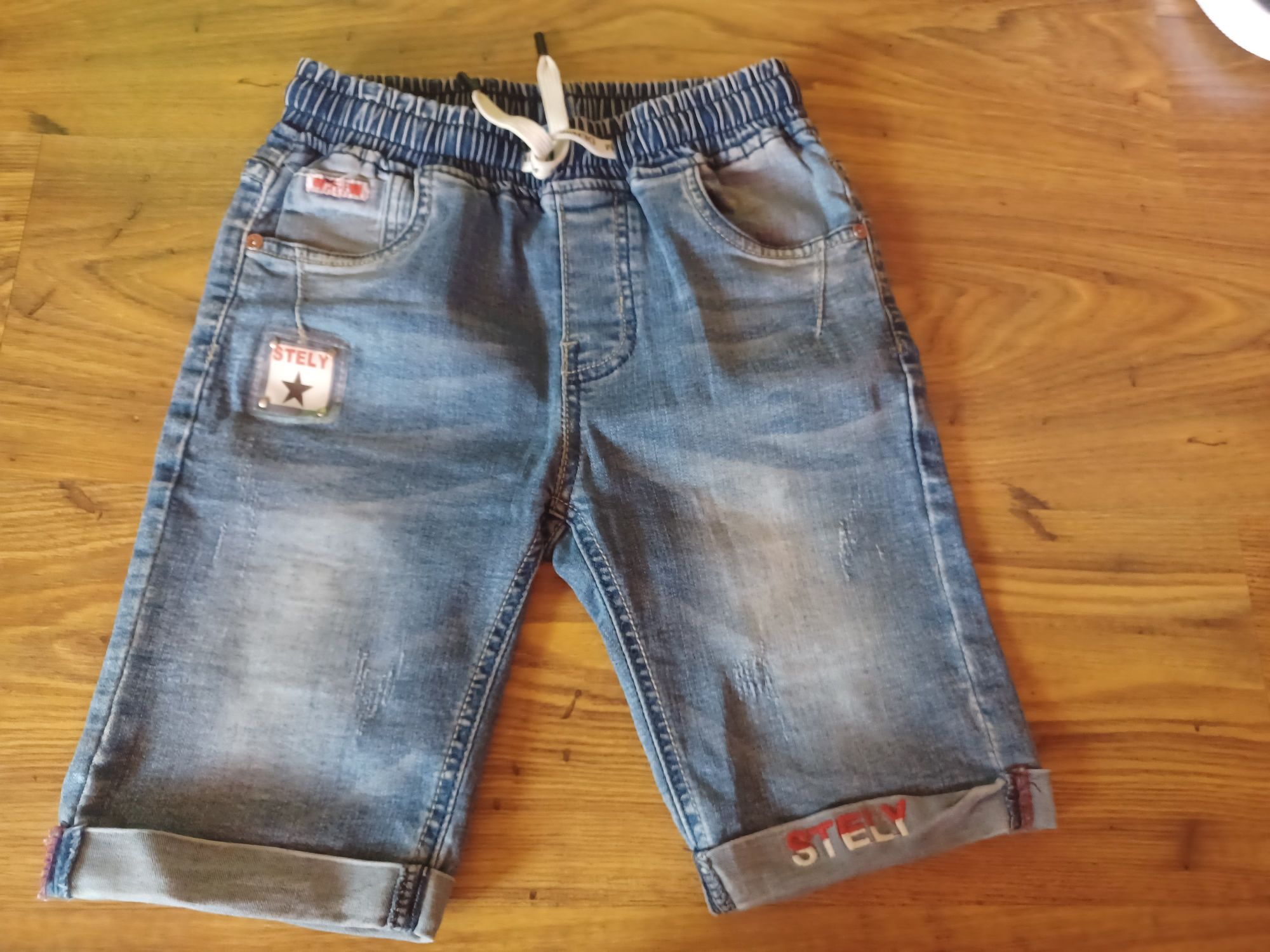 Spodenki jeans 134/140