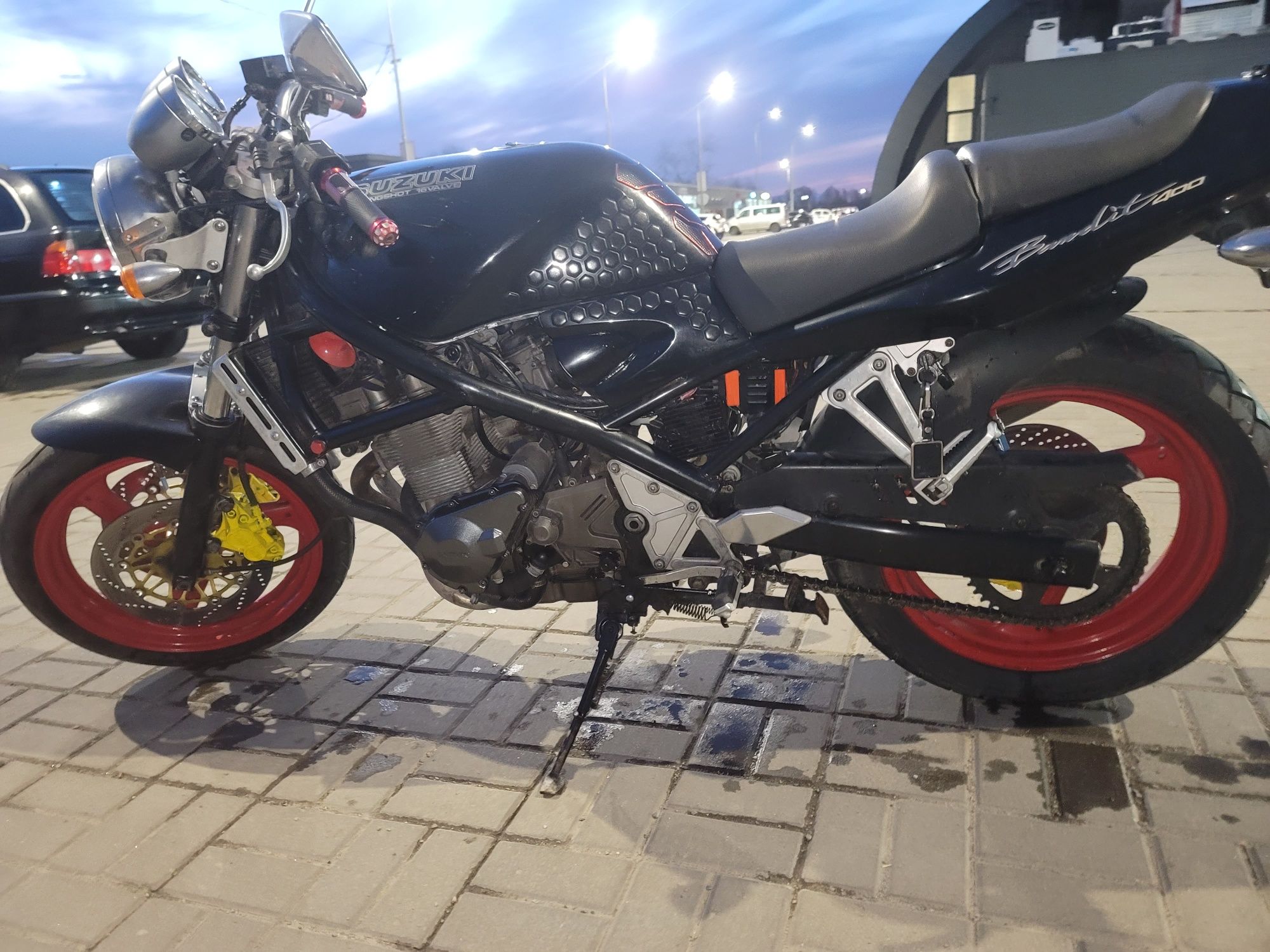 Suzuki Bandit 400/ 60лс