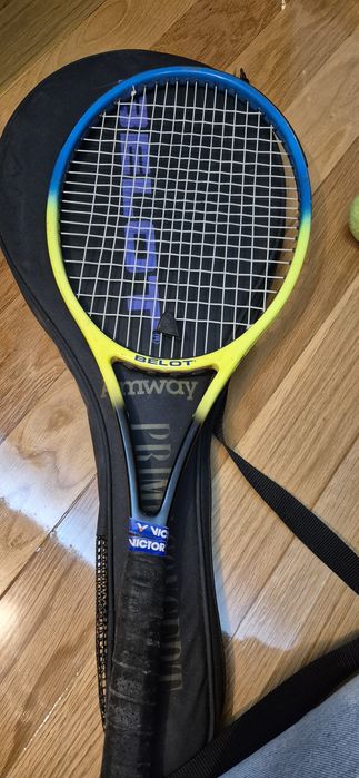 Raquete ténis belot usada